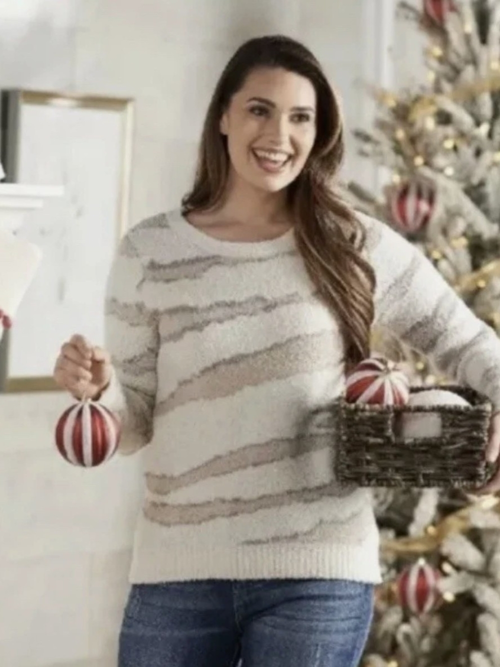 Barefoot Dreams Women's Cozychic Seaside Cream Zebra Crew Neck Sweater 1X Hygge
